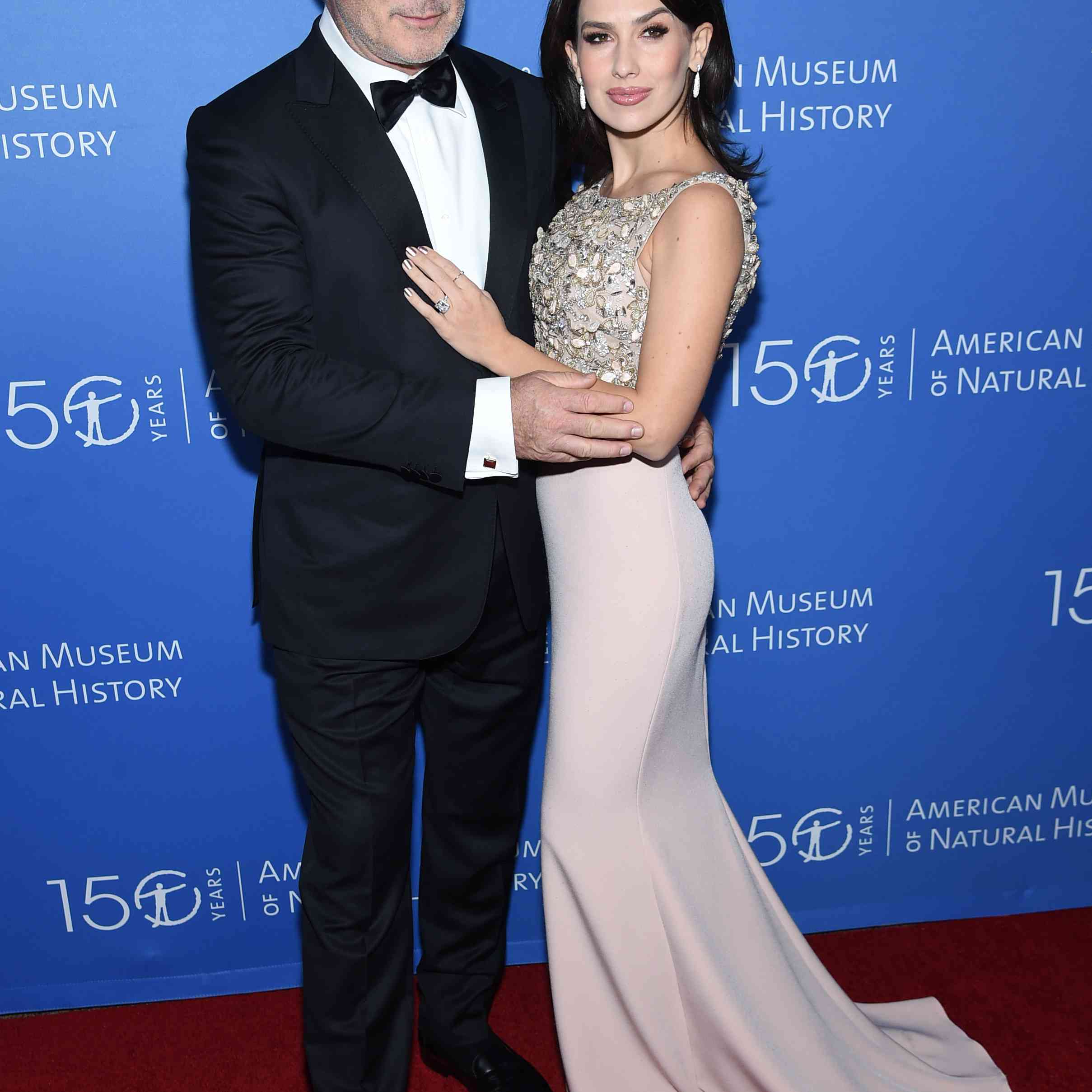 alec和hilaria baldwin“class=