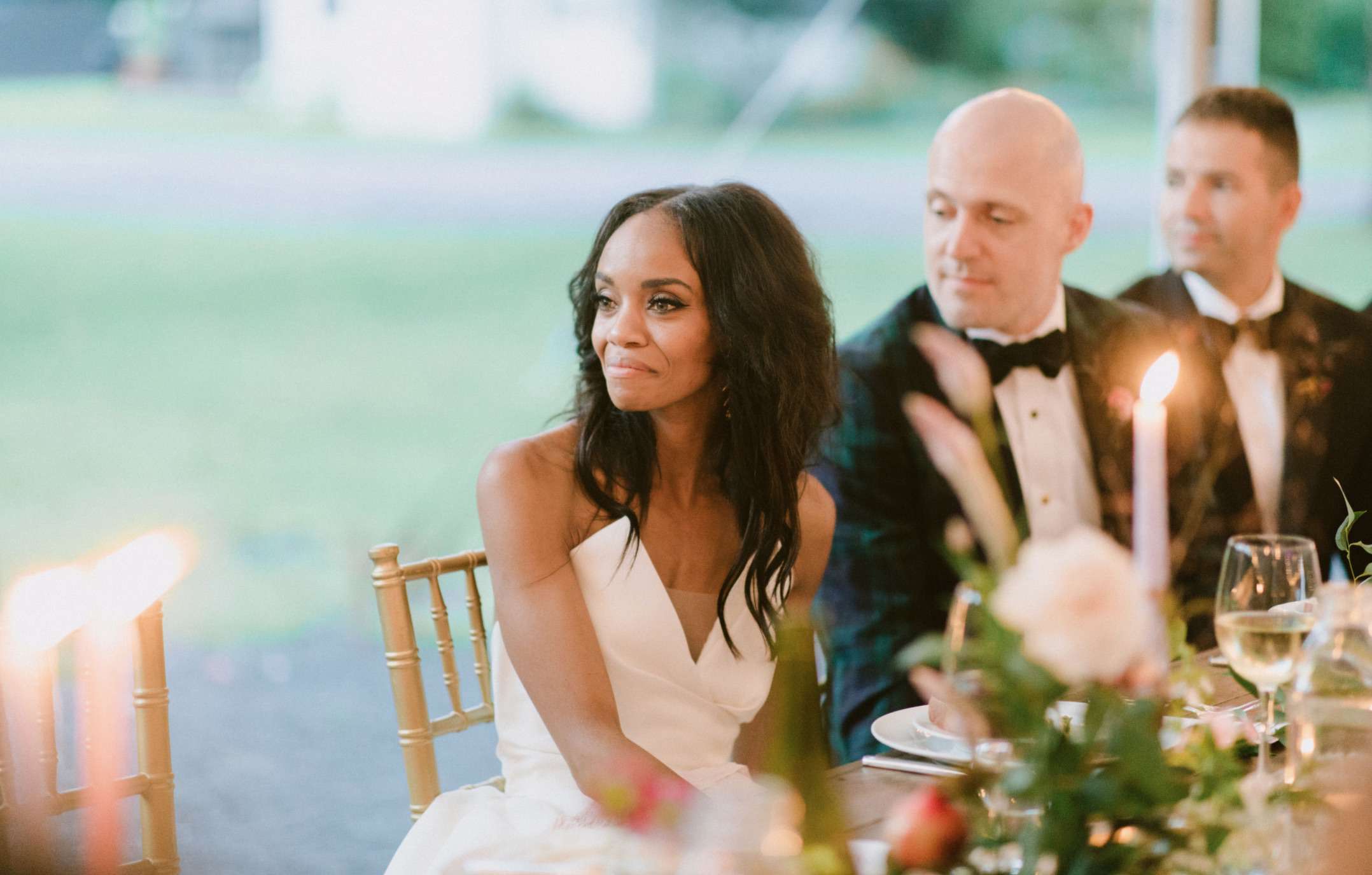 新娘与海风海浪