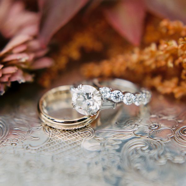 ld乐动官网订婚戒指符合您的十二生肖