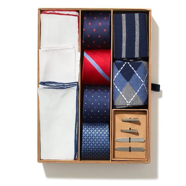 领带棒必需品盒