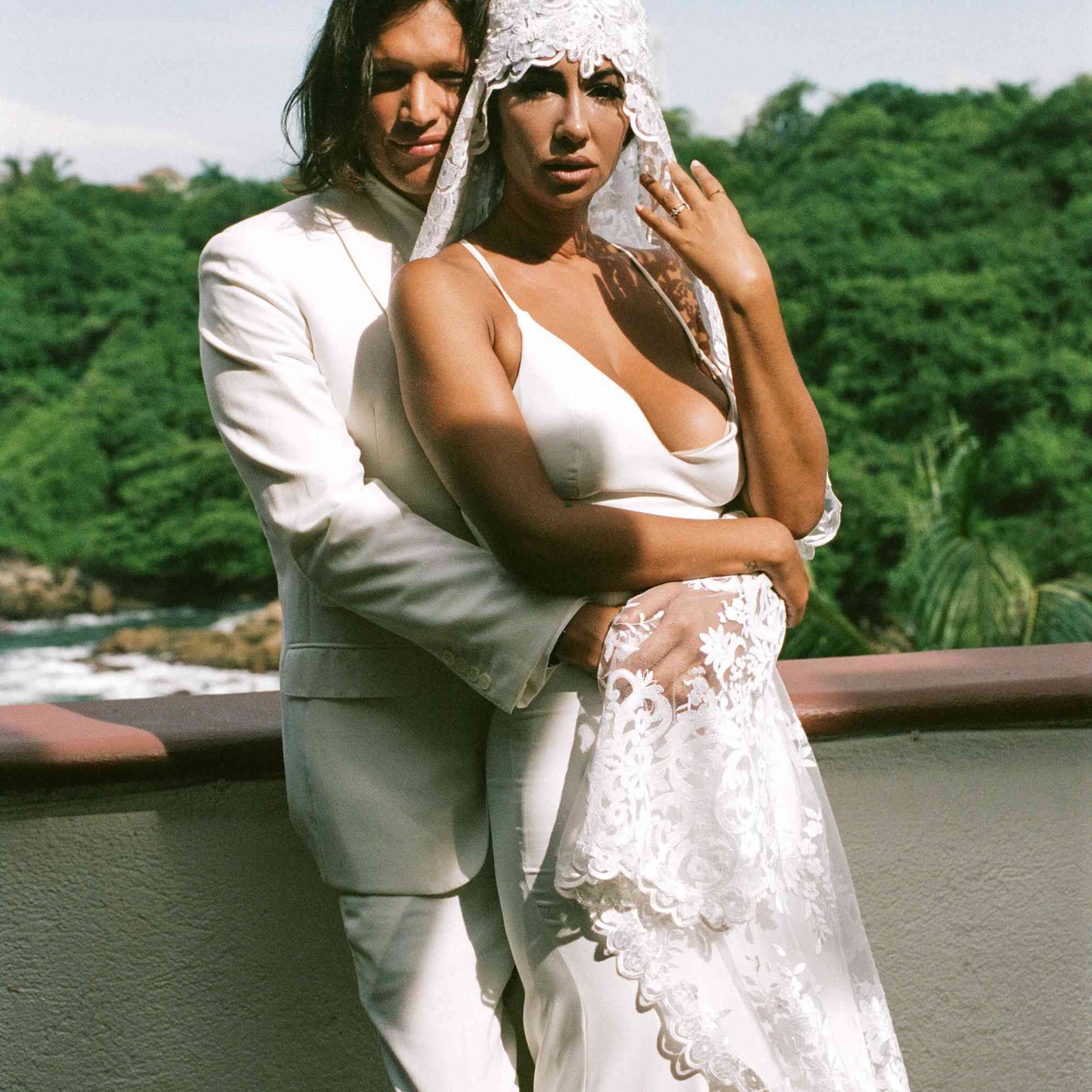 杰基·克鲁兹和丈夫