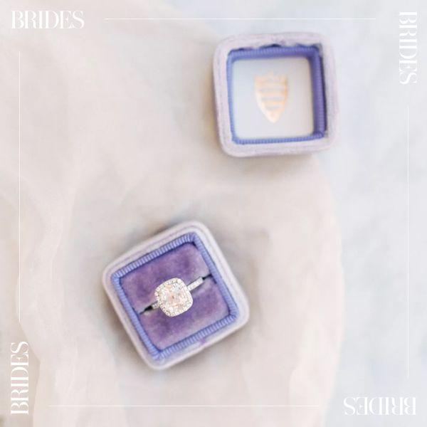 ld乐动官网订婚戒指