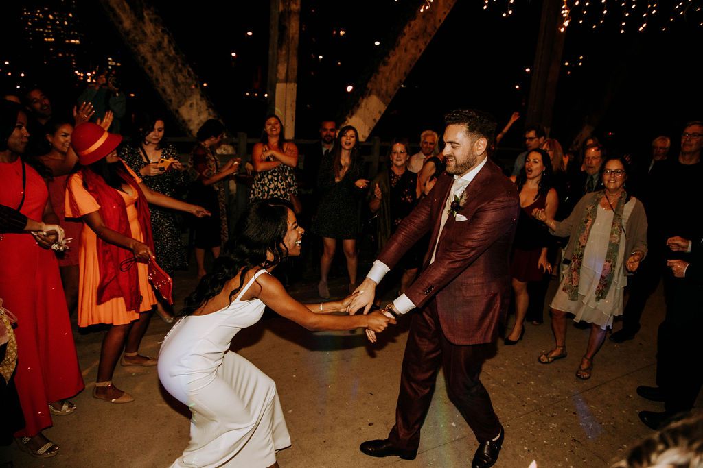 新娘和新郎的舞蹈