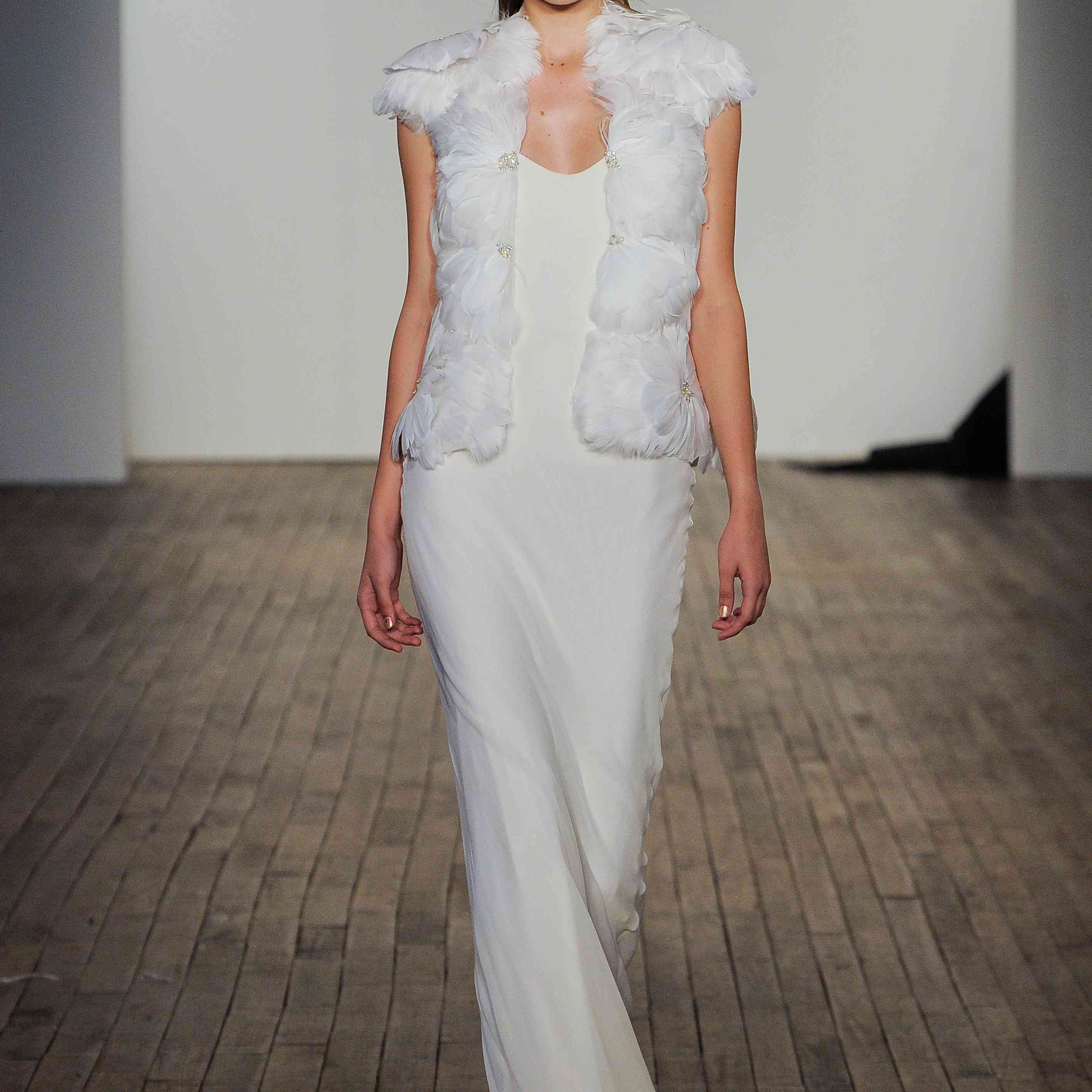 阿利森·韦伯婚纱