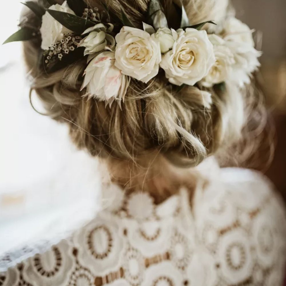 红润，轧制高髻