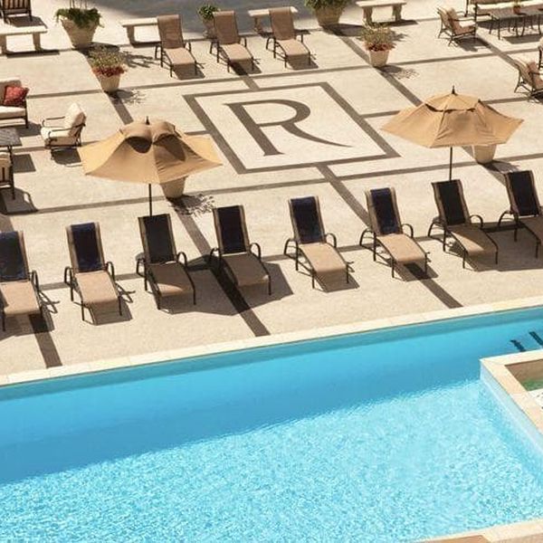 罗斯福新奥尔良屋顶游泳池