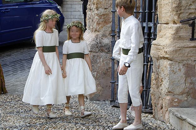 夏洛特韦尔斯利和Alejandro圣多明各婚礼花童