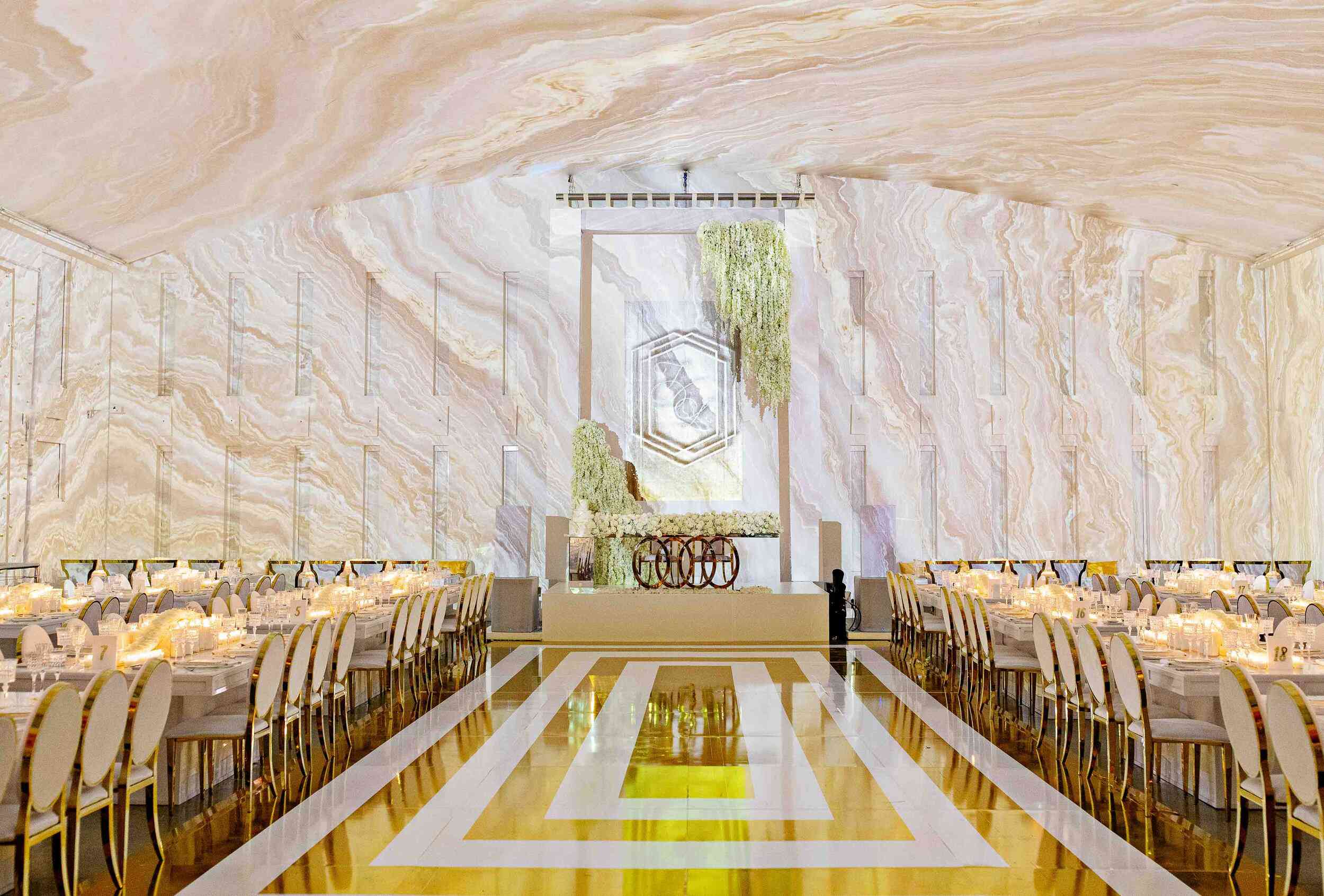 迈阿密海滩神庙屋的投影映射视图