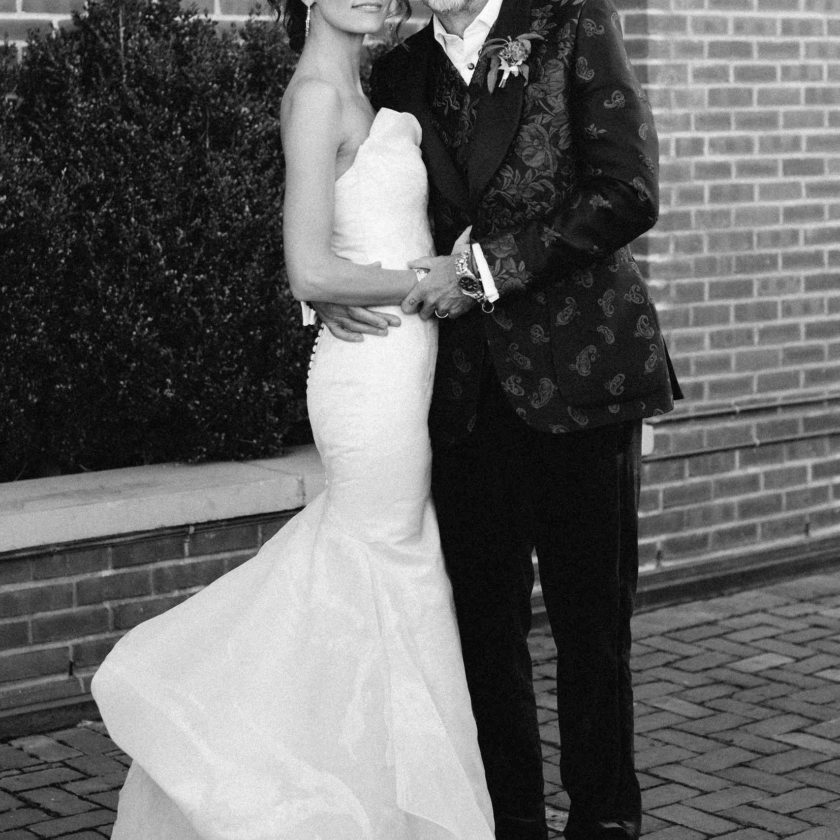 希拉里·伯顿和杰弗里·迪恩·摩根