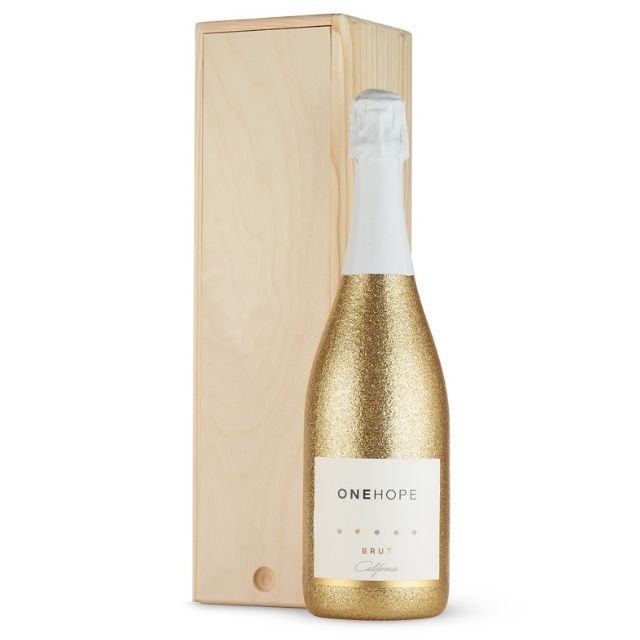 一个希望酒单瓶木礼品盒