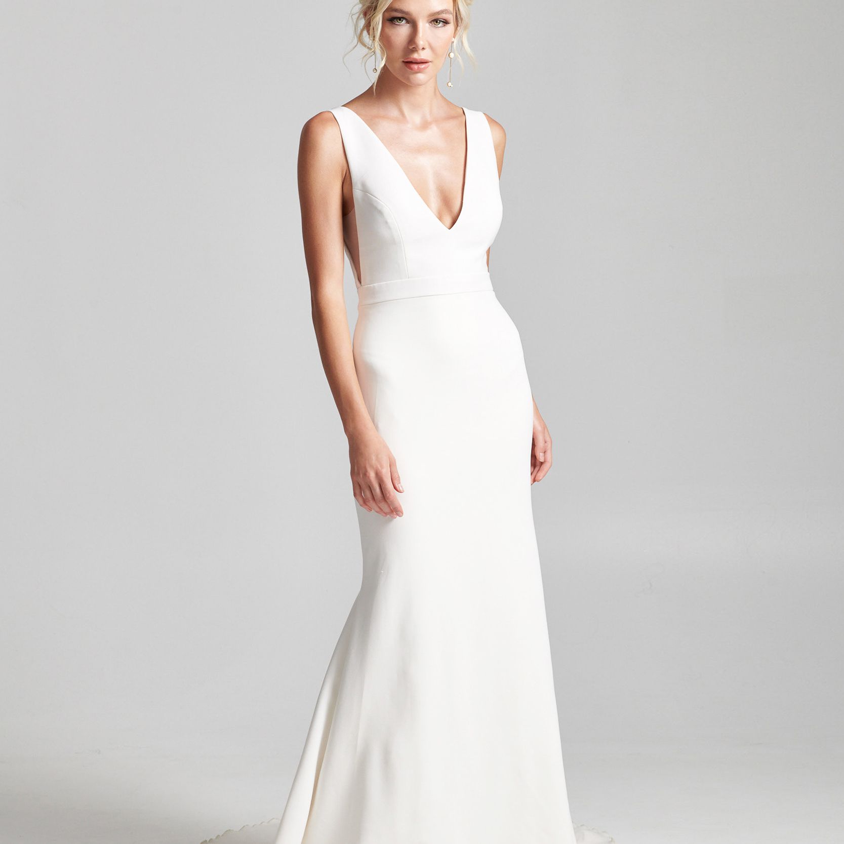 丽贝卡·舍内菲尔德婚纱