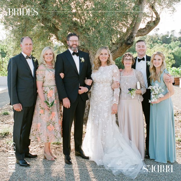 婚礼的家庭照片