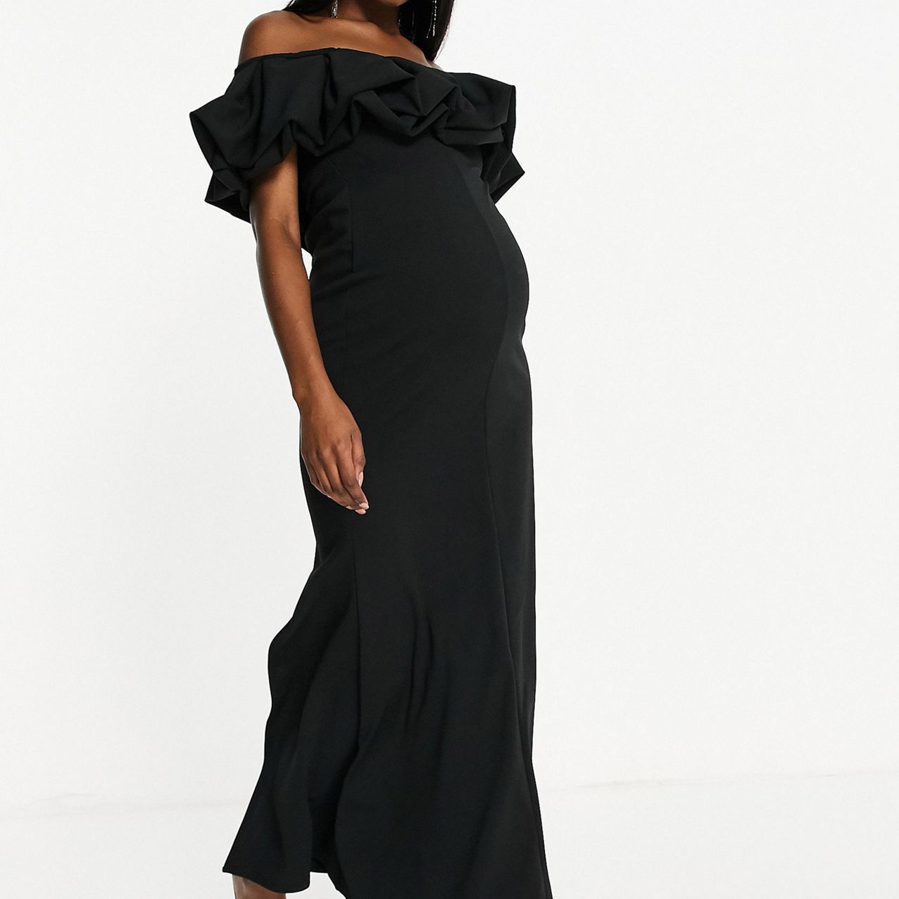 场外的单肩礼服