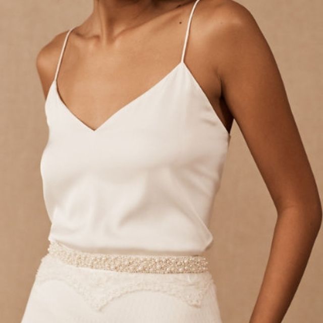 A.B.艾莉珍珠窗框