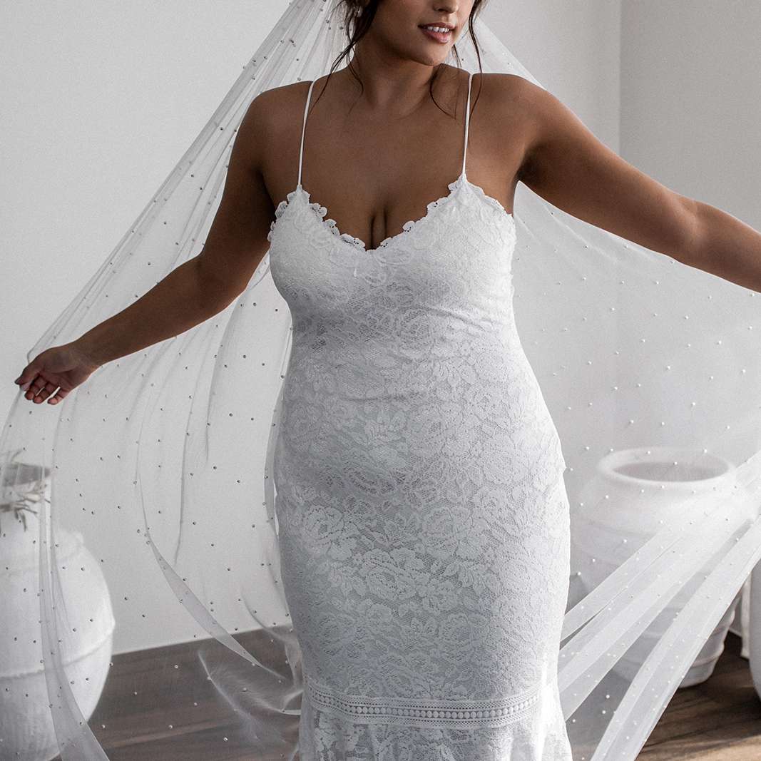 格蕾丝喜欢蕾丝结婚礼服