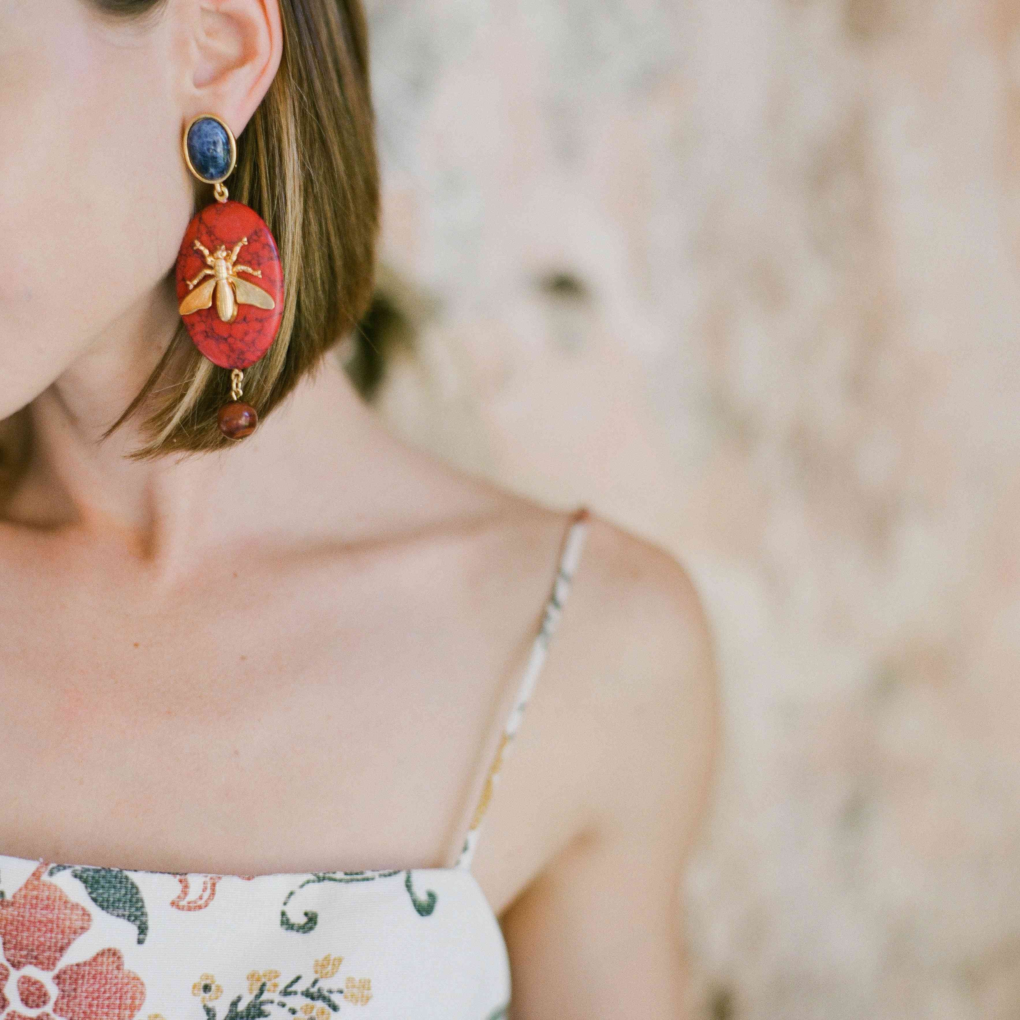 斯蒂芬妮·希尔订婚照ld乐动官网