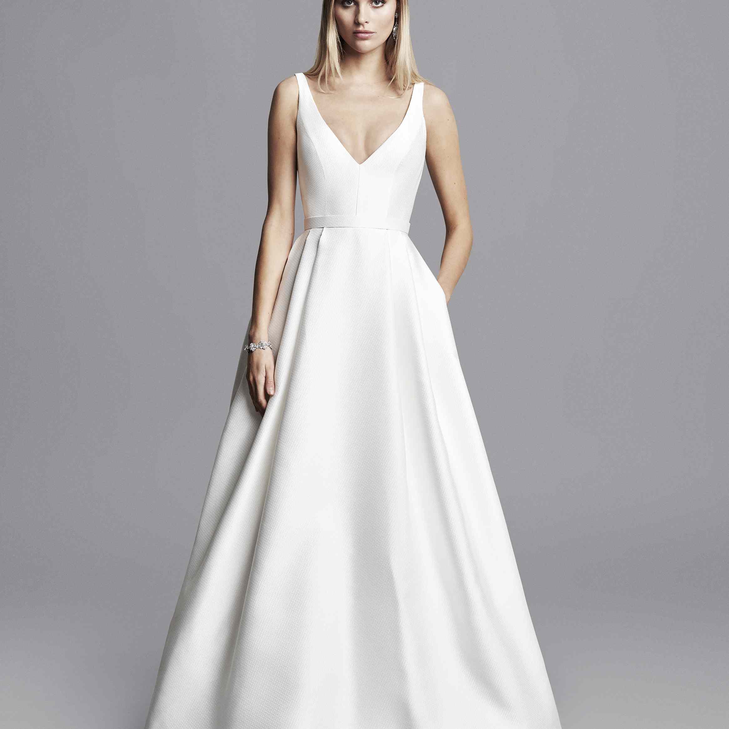 卡罗琳卡氏婚纱