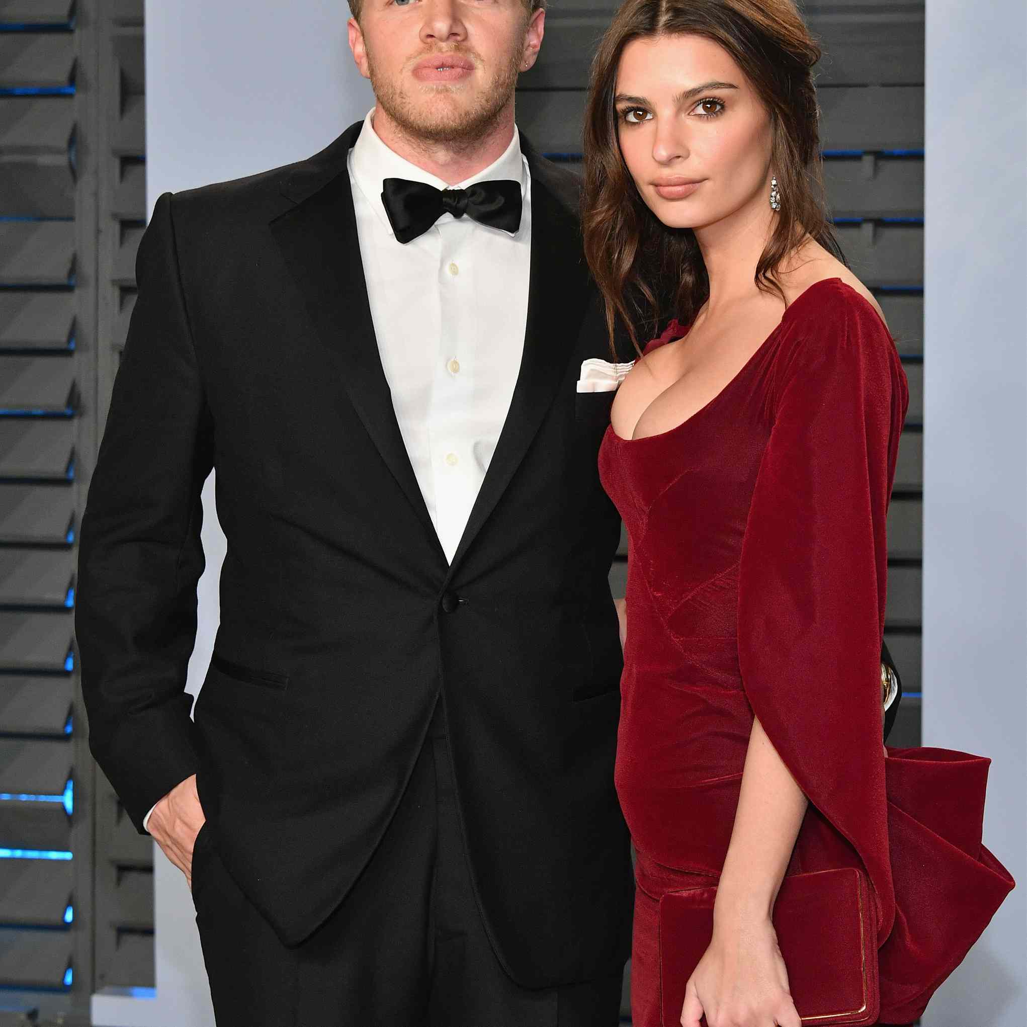 Emily Ratajkowski和Sebastian