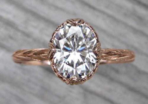 Moissanite钻石订婚戒指。ld乐动官网