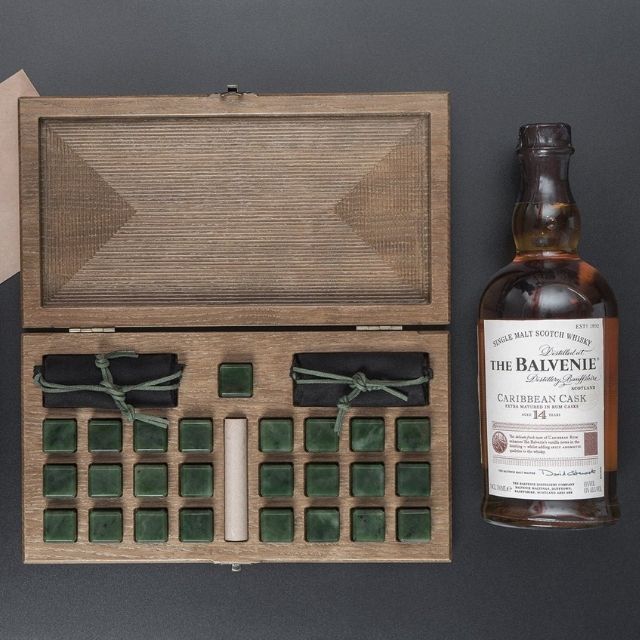 WoodenStudioCo玉威士忌石头的礼物