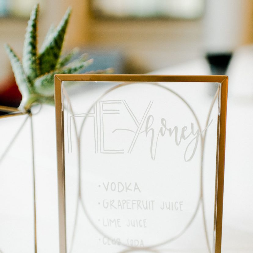 璐彩特签名饮料菜单