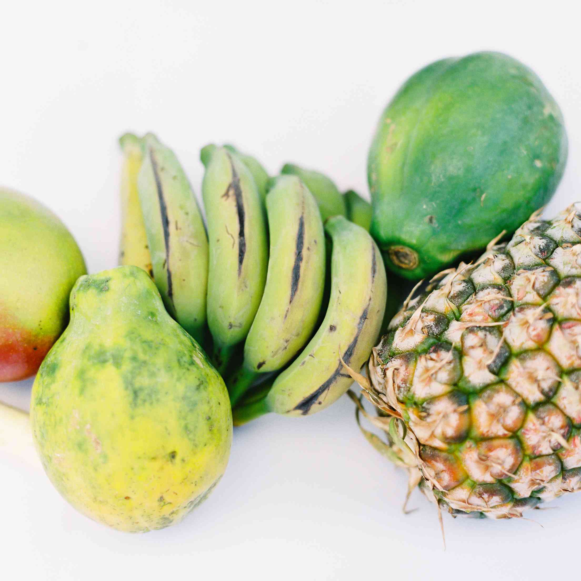 热带毛伊岛婚礼，接待餐桌水果