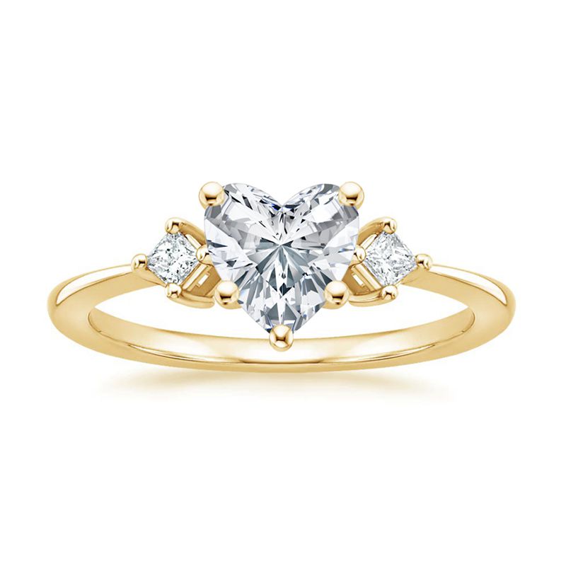 璀璨的地球三角钻戒