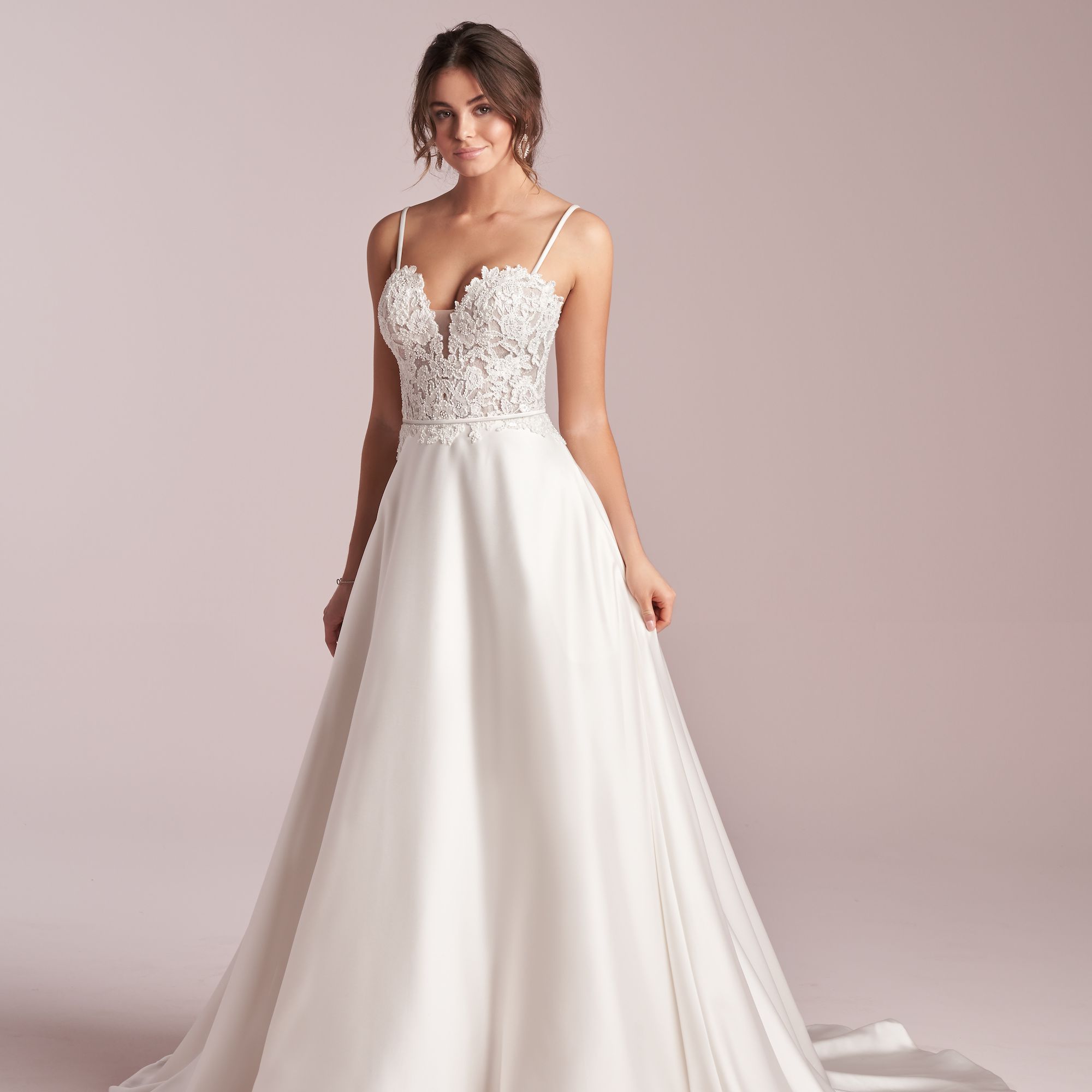 丽贝卡·英格拉姆2021年春天