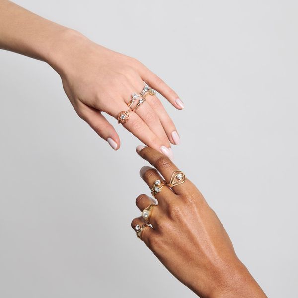 戴比尔斯集团十/十合作公司