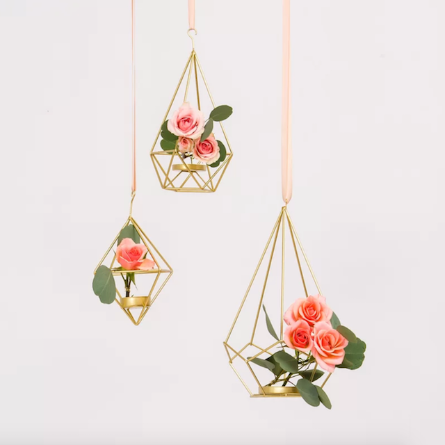 几何形状的婚礼灯笼