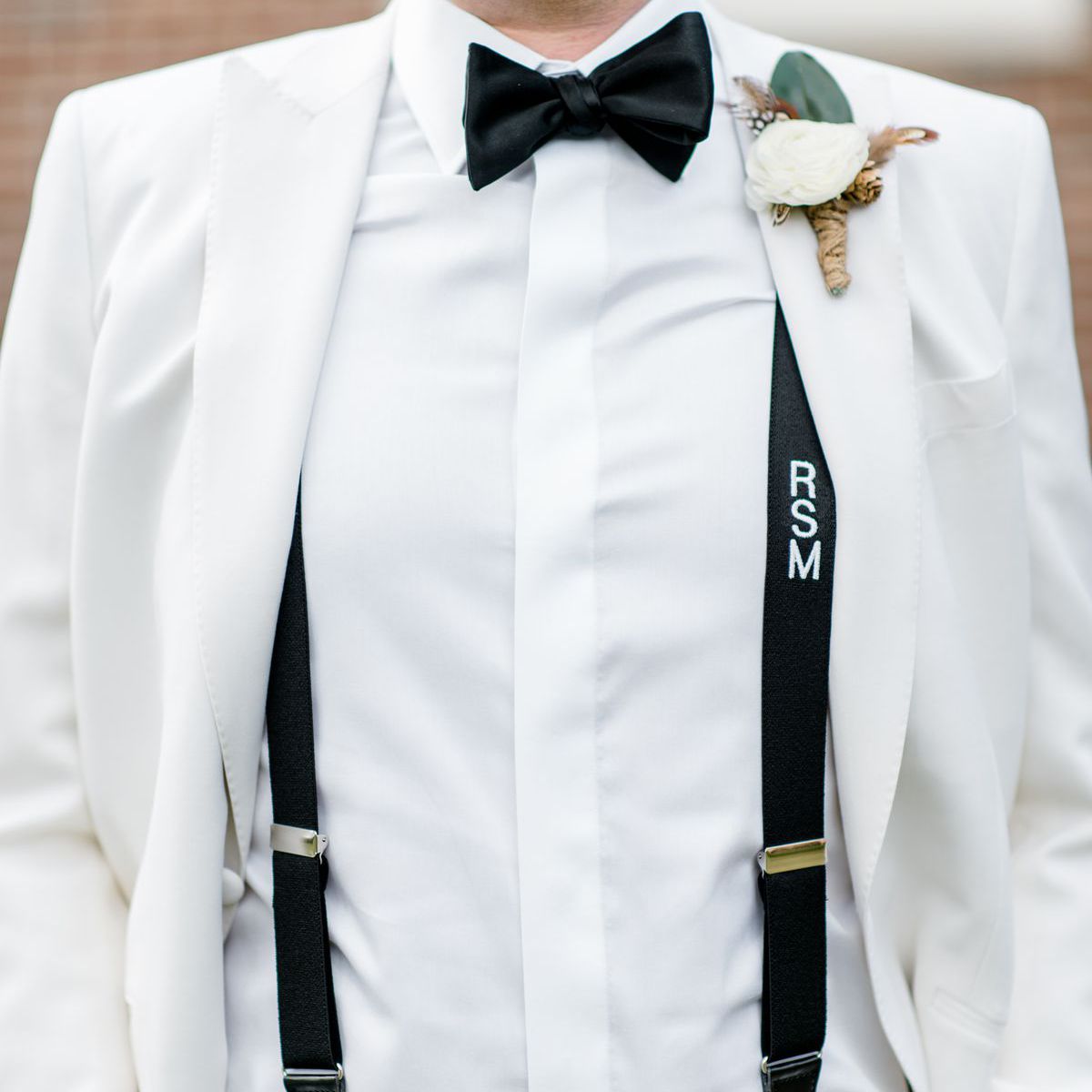 秋季婚礼bouniere.