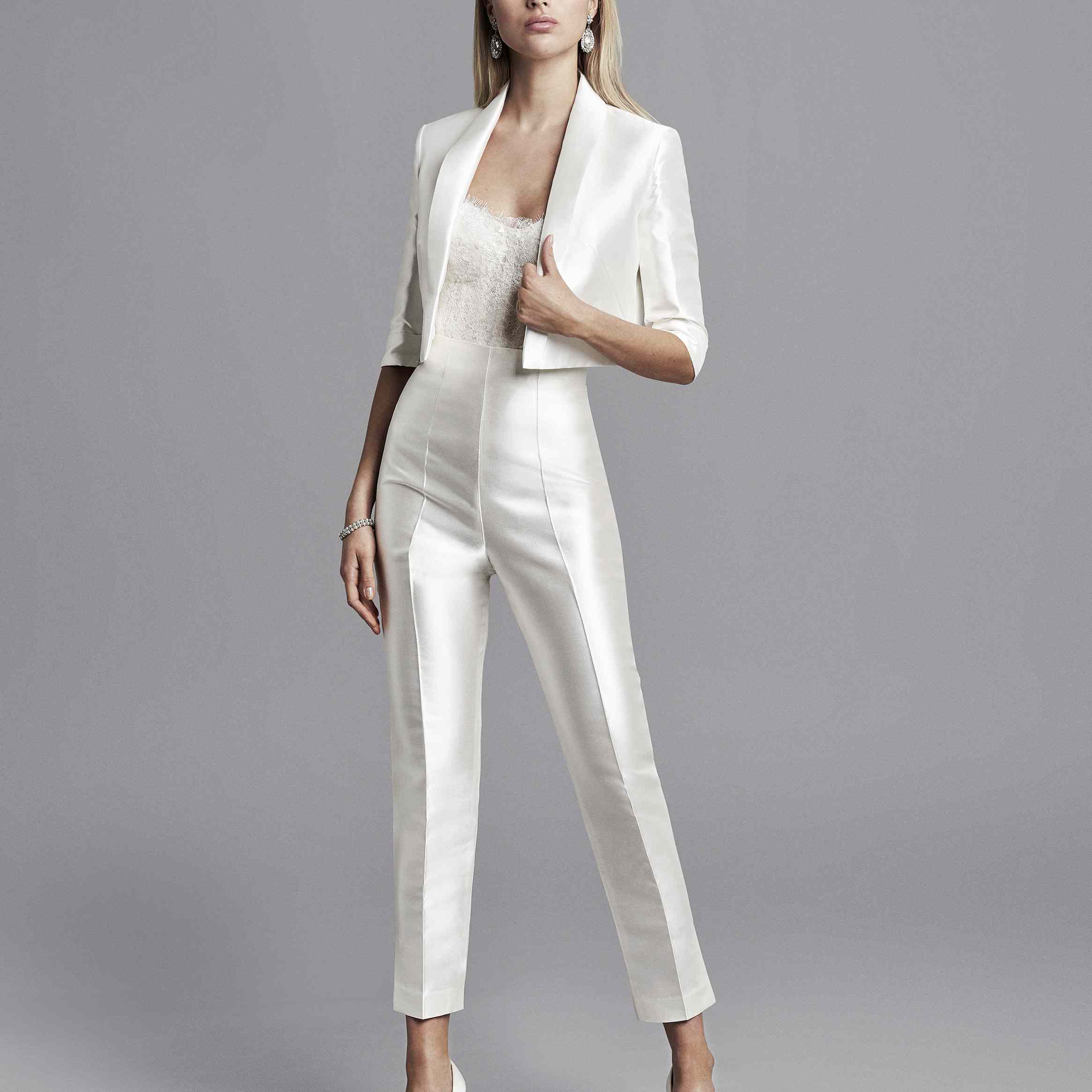 卡罗琳卡氏婚纱