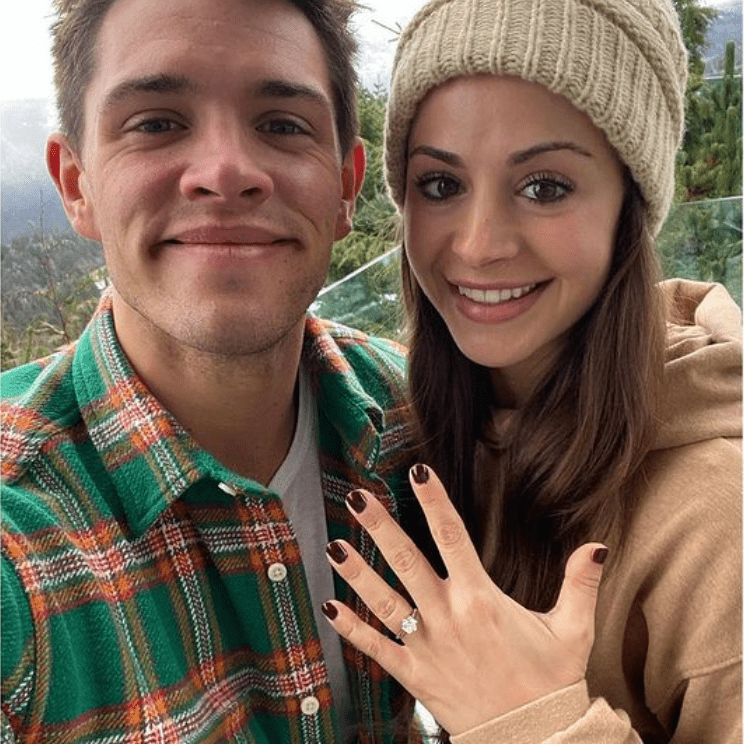 凯西陶工订婚了＂class=