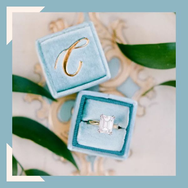 ld乐动官网订婚戒指