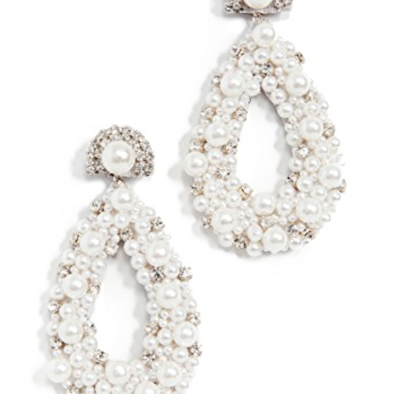 由Deepa Gurnani Arabella设计的Deepa耳环