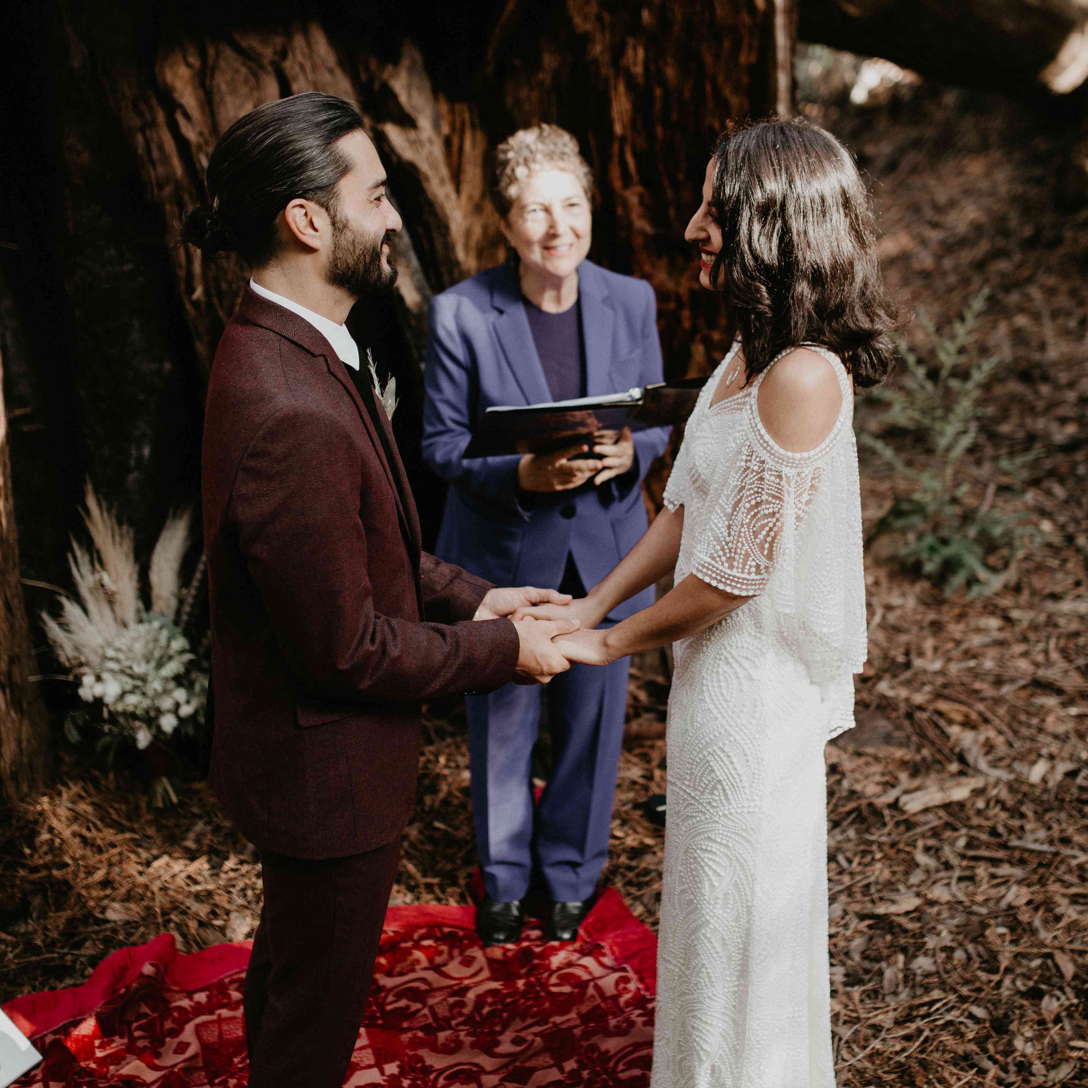 <p新娘新郎手牵着手在祭坛前装饰用的地毯<p新娘新郎手牵着手在祭坛前装饰用的地毯<p新娘新郎手牵着手在祭坛前装饰用的地毯<p新娘新郎手牵着手在祭坛前装饰用的地毯<p新娘新郎