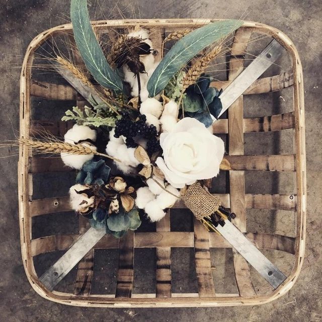 桑德森花环混合棉花花束