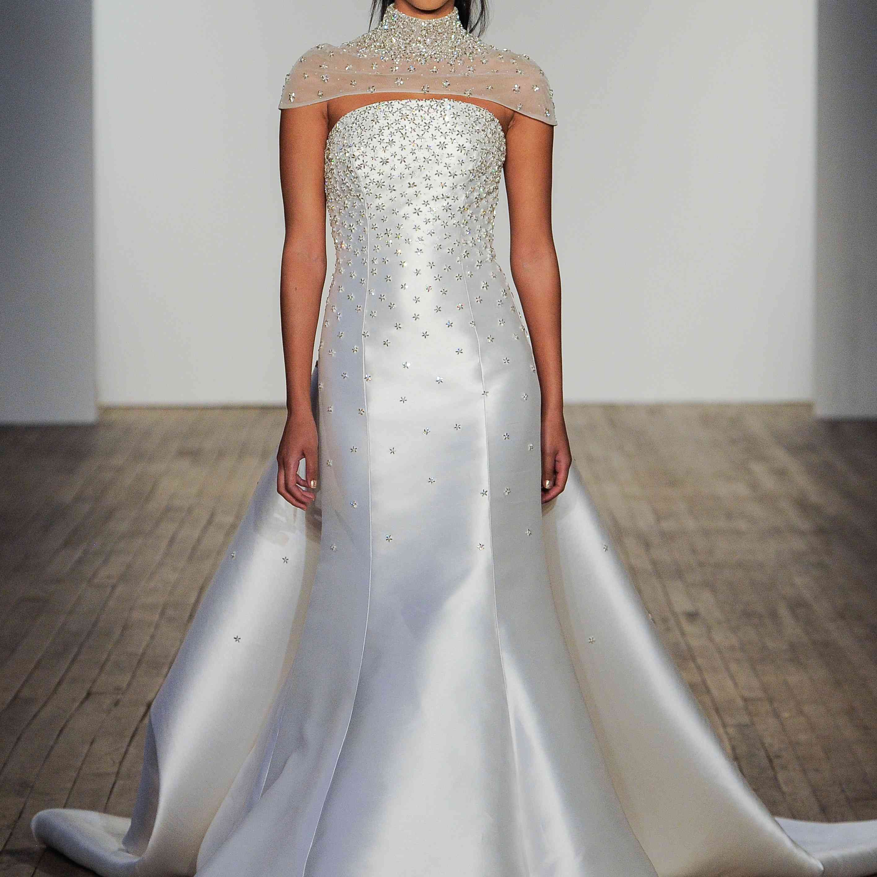 阿利森·韦伯婚纱