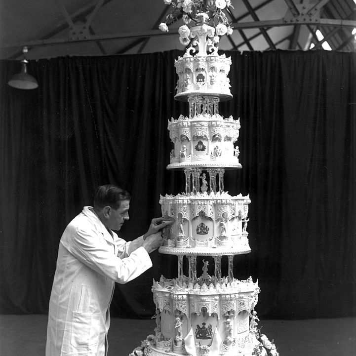 女王伊丽莎白的婚礼蛋糕