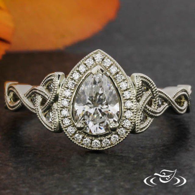 纯银结带梨形钻石