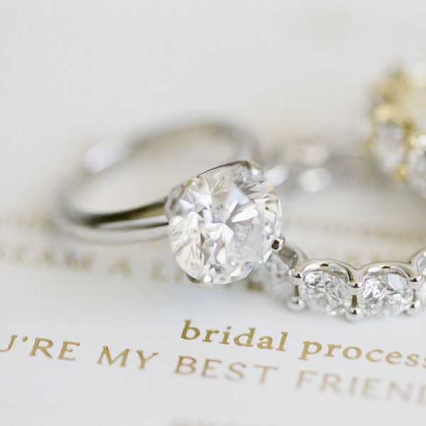 ld乐动官网订婚戒指购物小贴士