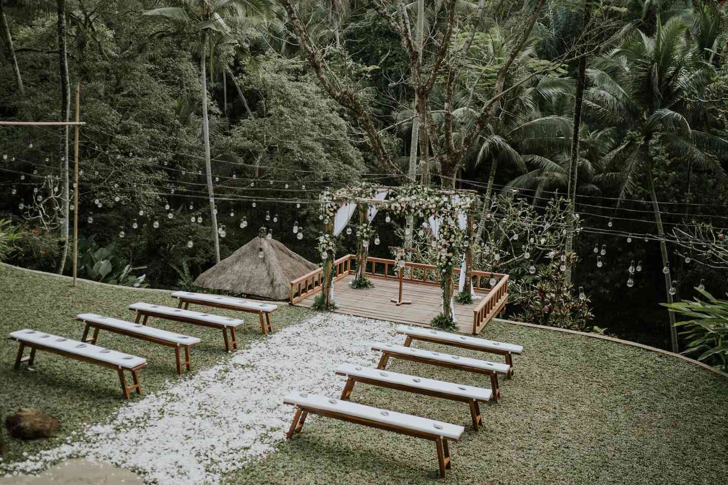 制作的Airbnb地点在巴厘岛