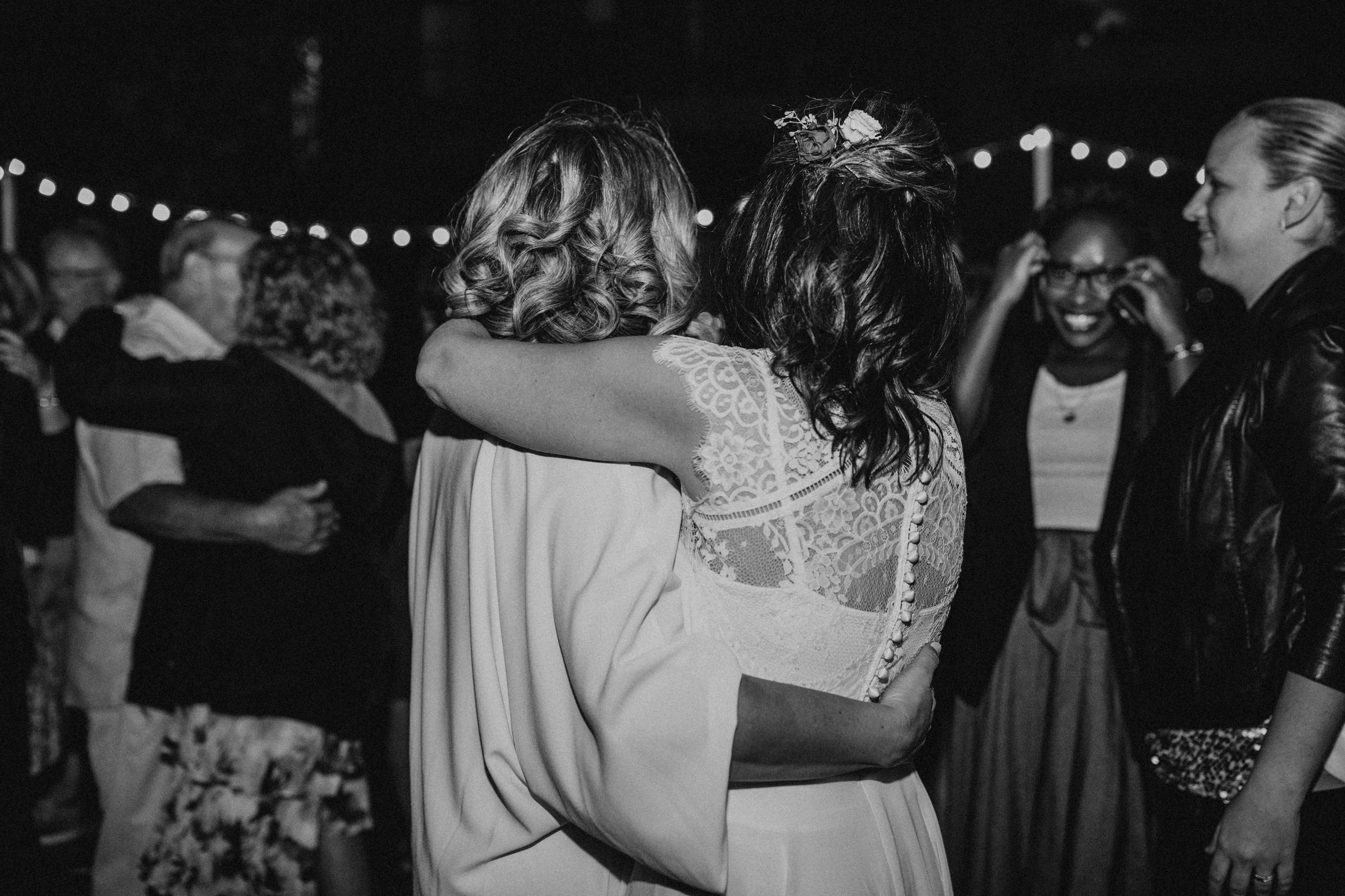 < p >舞池接待< / p > < br > < br >