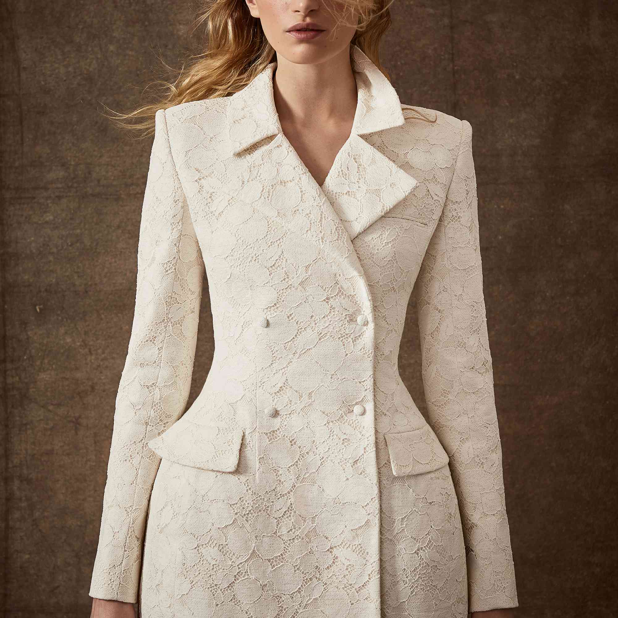 蕾丝婚纱外套