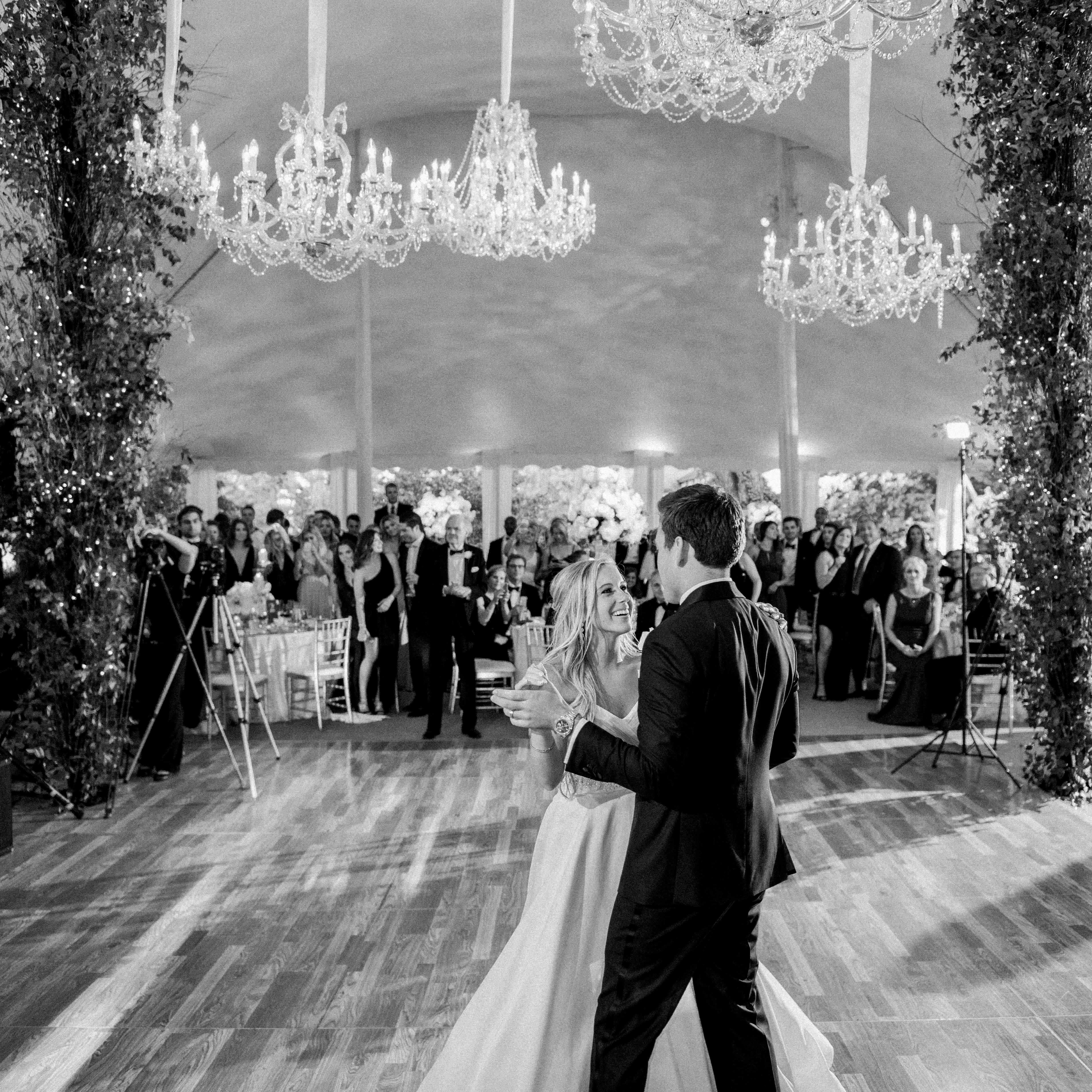 第一支舞时夫妇