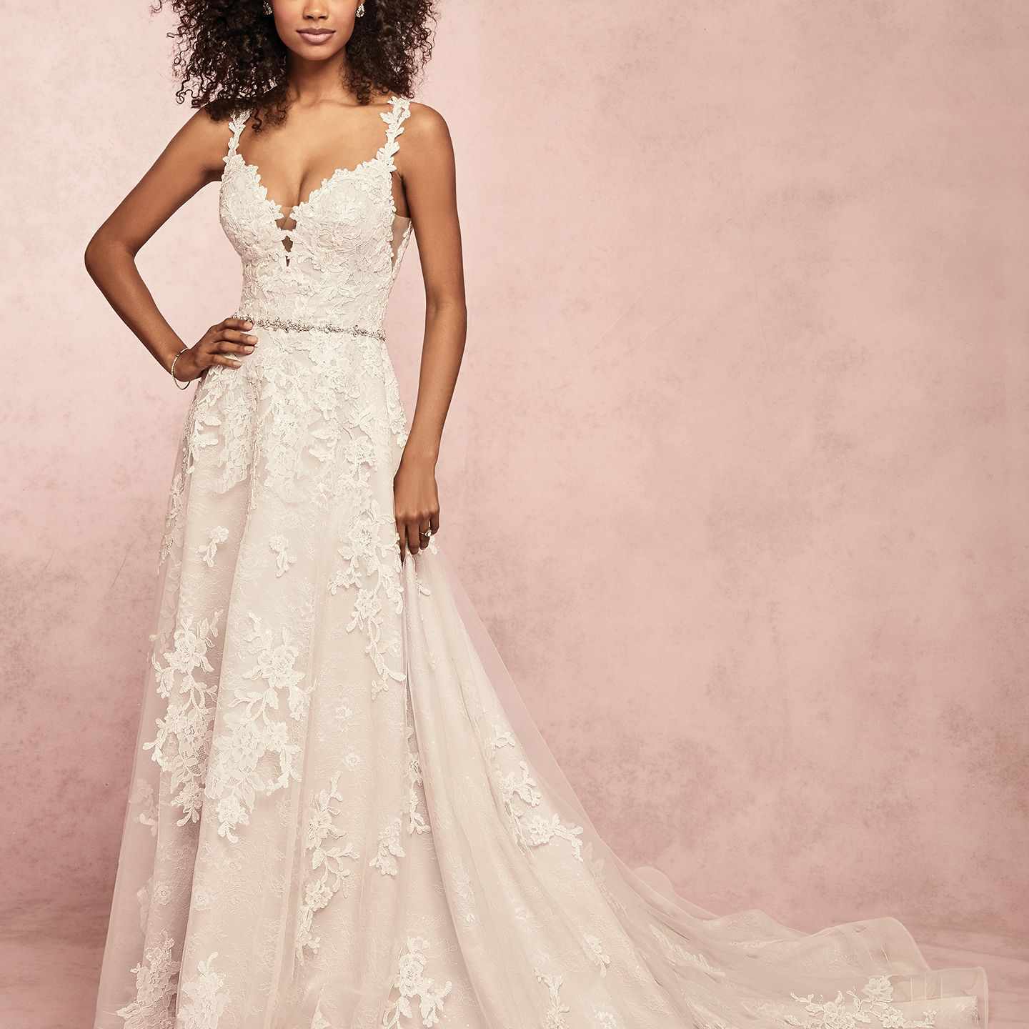 丽贝卡·英格拉姆