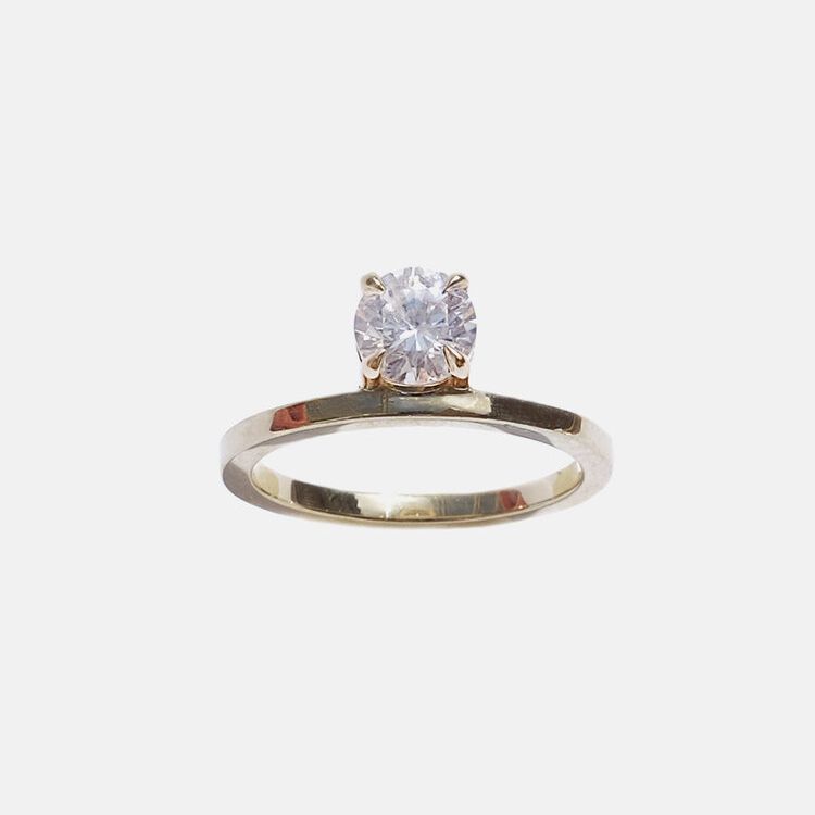 卡金漂浮钻石戒指