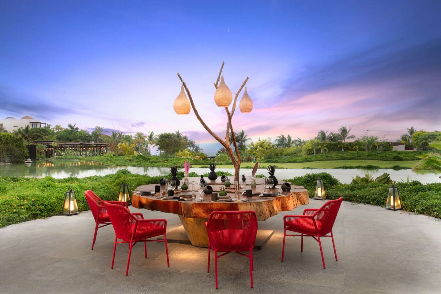 树顶面餐桌在w punta de mita俯瞰水