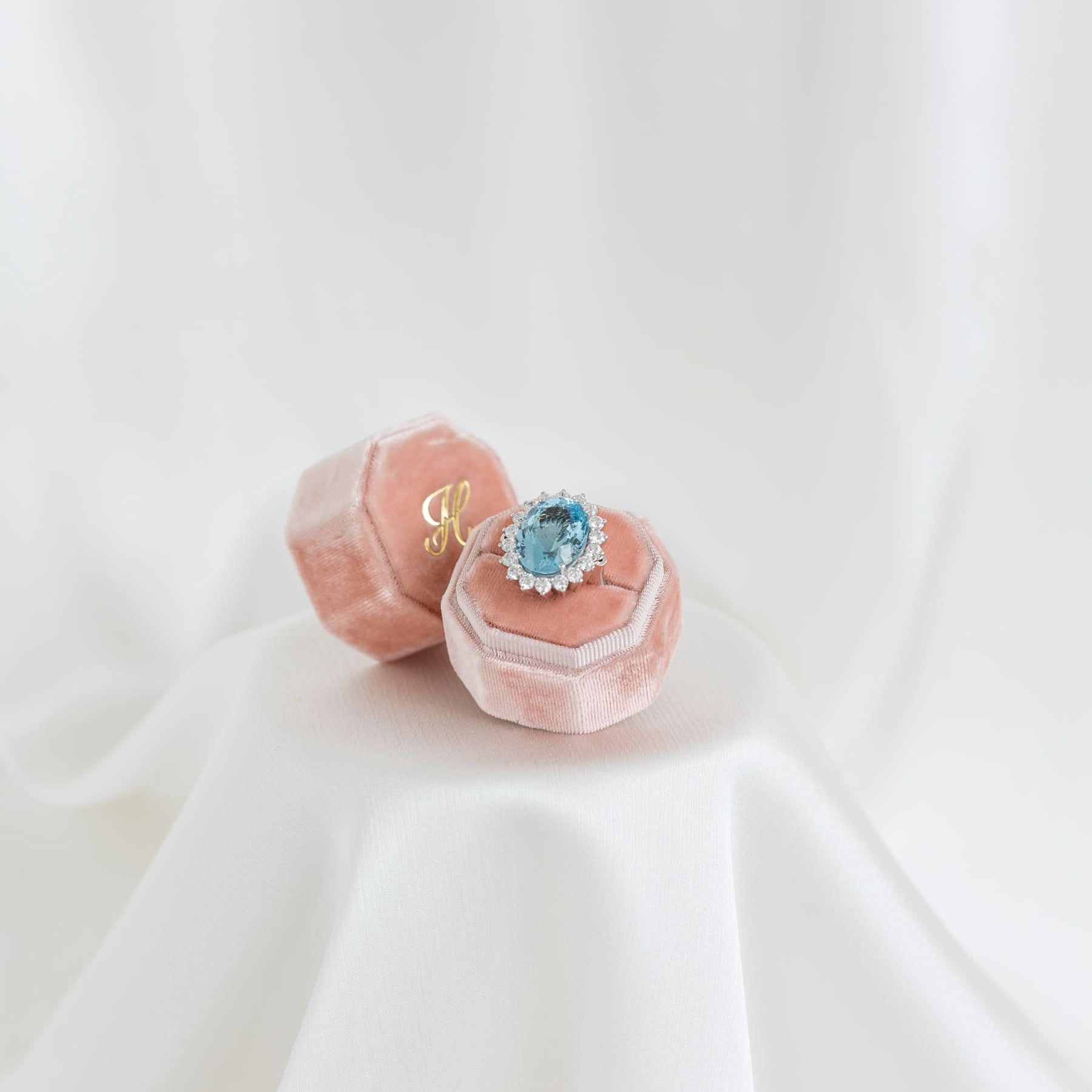 上流社会的PÊCHE单人或双人戒指盒