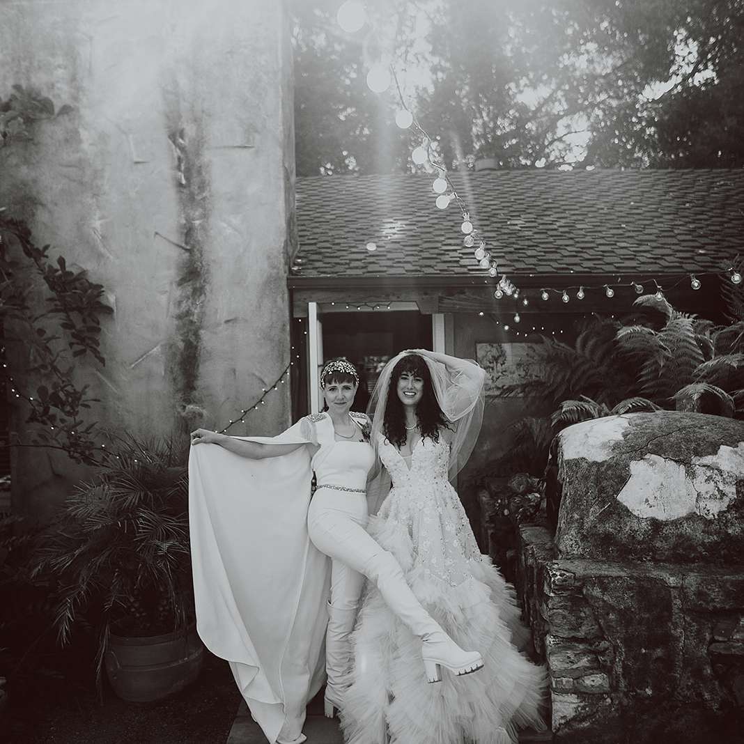 新婚夫妇“class=